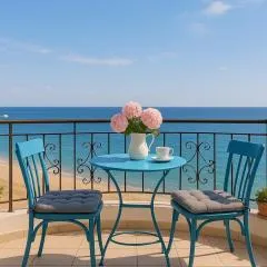 Beachfront Cozy House - Kiatos' Seaview Retreat