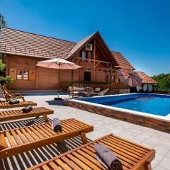 Four-Bedroom Holiday Home In Velika Buna