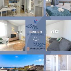 Smiling in Desenzano Lake View DesenzanoLoft Official Partner Homes & Villas by Marriott Bonvoy