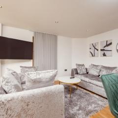 Central Leeds Dock Apt, Free Secure Parking! 2 bed