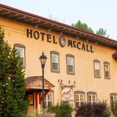 Hotel McCall
