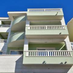 Apartments and Rooms Roso