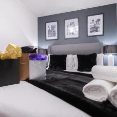 Chic 1-Bedroom Flat - 10 Min Walk to Westfield London