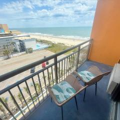 Renovated Oceanview King Unit 8th floor Landmark Resort