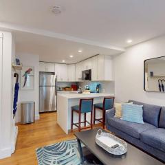 Modern Renovated 1br W Pvt Entrance Prime Loc