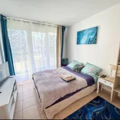 Apt Disneyland 2 chambres, parking, bus sur place