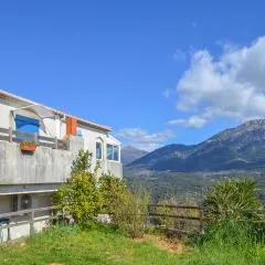 Lovely Apartment In Tavaco