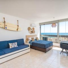 Modern Beach Apartment