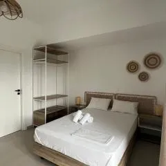 Sunshine Apartments and Rooms