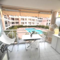 Port Azur Studio cabine 4 P - Pool beach Golfe Juan 5 min Cannes
