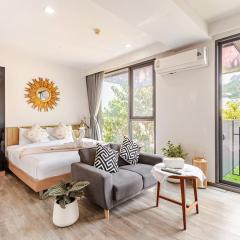 Diamond The Deck Patong Apartment near the beach