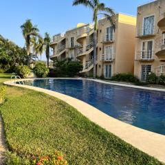 Depto en Planta Baja con Alberca, WiFi Rápido y Smart TV