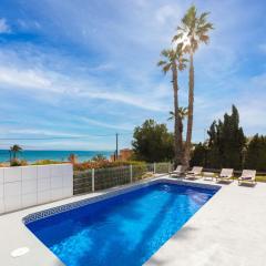 Chalet with sea view in Alicante