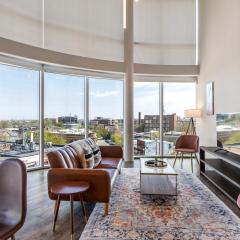 CozySuites - Penrose On Mass with pool and parking #4