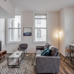 CozySuites Sky Central #16