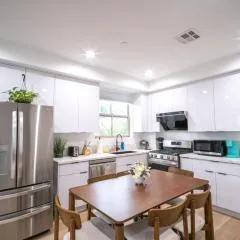 Stylish Private Room by Downtown LA