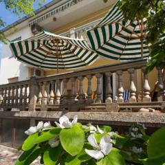 Apartman s velikim dvoristem