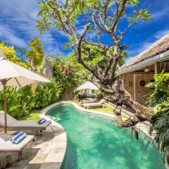 Villa Amsa - Tropical Paradise in Seminyak Center