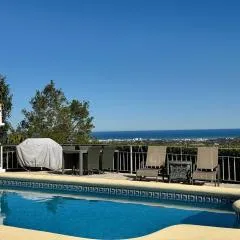 Comfortable villa with sea-view and private pool