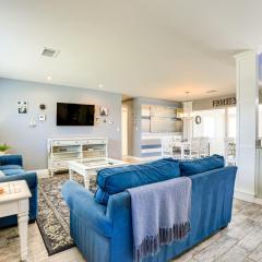 4 Mi to Venice Beach Home with Patio and Yard