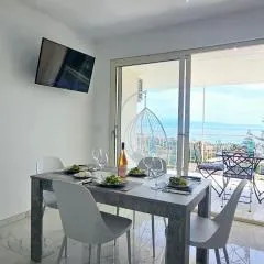 Ninfa Sul Mare Apartments 50 M E T R I dal Mare Best Breakfast and Free Parking