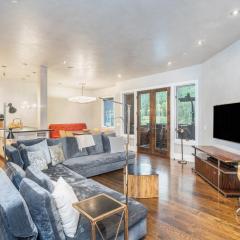 Modern Willow by Exceptional Stays