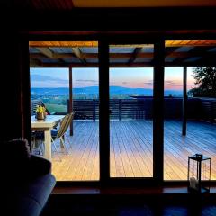 Stodoła Na Kresach - widokowy domek drewniany, całoroczny JACUZZI & SAUNA