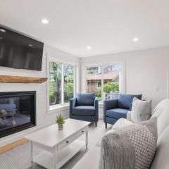 Serene Cozy Waterfront 3 Mi to Downtown