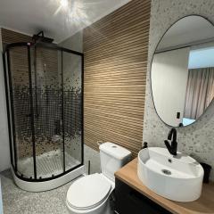 Lara Studio Exercitiu