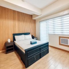 Spacious Comfort Charm