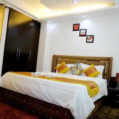 DIVINE INDIA SERVICE APARTMENT 3BHK, J-215 SAKET