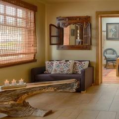 LIGHTHOUSE STUDIO APARTMENT and SNUG