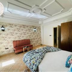 Merry Studio Hotel