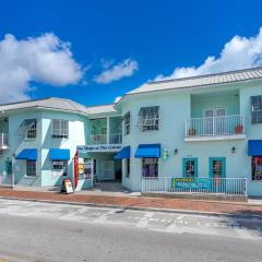 Stay ON Flagler Avenue! Charming Condo with Full Kitchen, Parking and Courtyard!