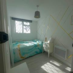 Secluded 4-Bedroom Bungalow