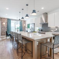 Jocelyn & Julian at The Lucy by Stay Local Nashville