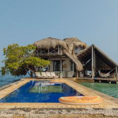 Isla Kalua - Private Ocean Villa