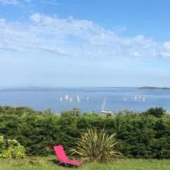 Maison spacieuse à 400m de la plage des Govelins, vue mer - FR-1-639-138