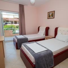 Shared Apt- private room with 2 beds