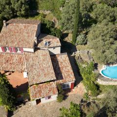 Charme provençal Les amandiers piscine et animaux