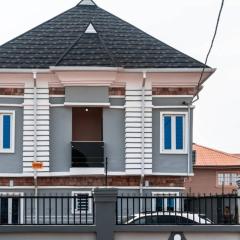 Comfortable 2bed apartment 24h Power And WiFi