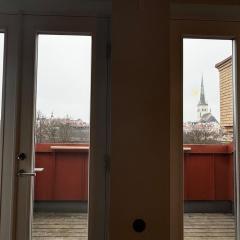 Modern Studio Next to Old Town