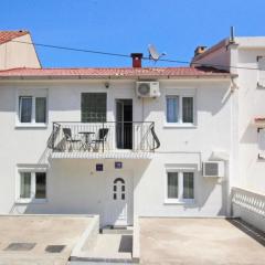 Apartments with parking space Baska, Krk - 24409