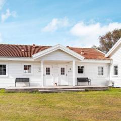 Chic Coastal Holiday Home in Læsø