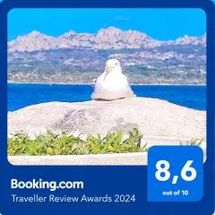 Casa Vacanze Bouganville La Maddalena con parcheggio privato