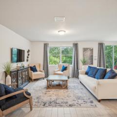 Relaxing Pet-Friendly Spring Hill Escape home
