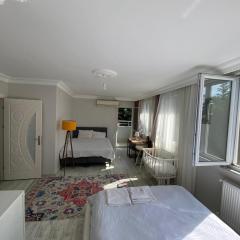 Ahmed Teacher's hotel, including breakfast, closest to the airport