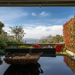 HIsun 4 Seasons Seaside Luxurious Maisonette