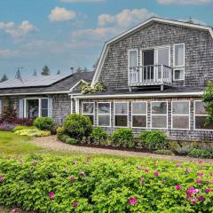 Bay Views Peaceful Acadia National Park Getaway!