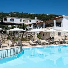 Crystal Blue Hotel, Barbati